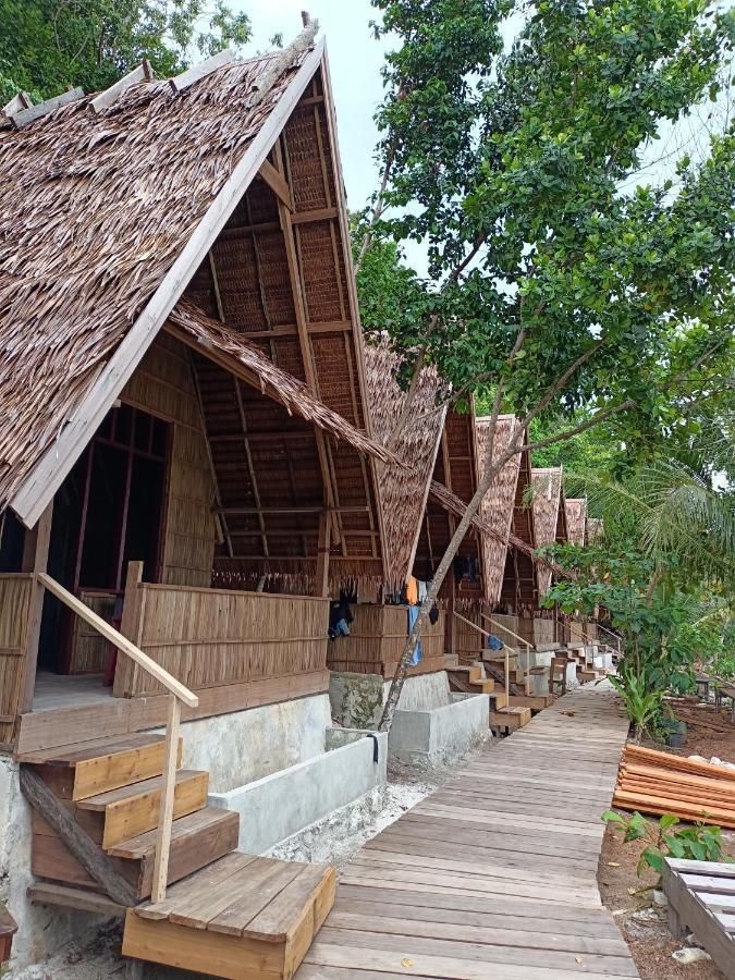 Warahnus Dive Homestay Kri Экстерьер фото